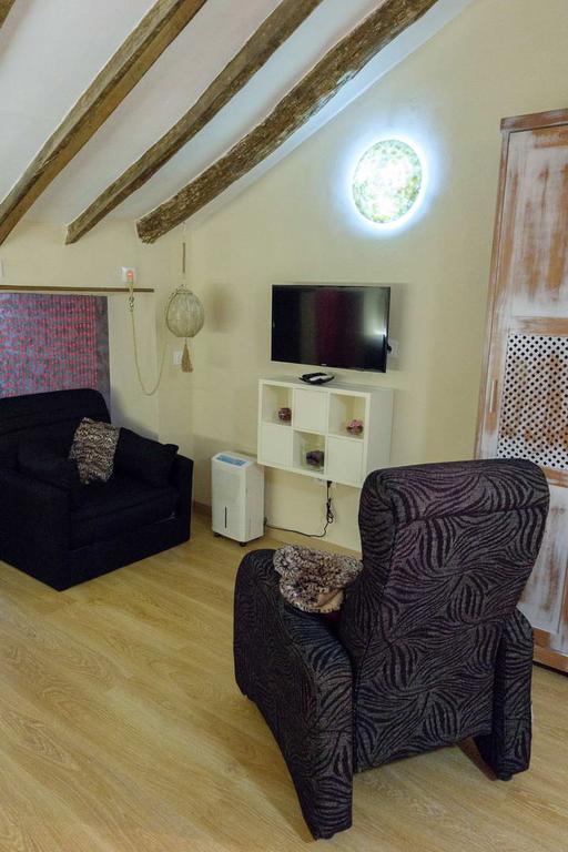 Loft "Elegante" Lila Guest House Убрике Екстериор снимка